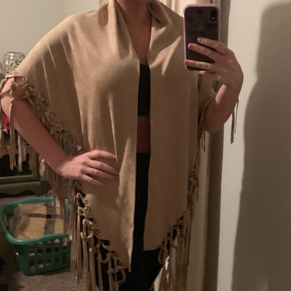 Anthropologie Faux Suede Fringe Wrap - Picture 2 of 4